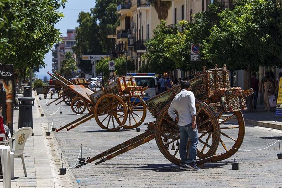 Bagheria: tour of Villa Palagonia and Street Food itinerary - Practical tips so the tour feels smooth