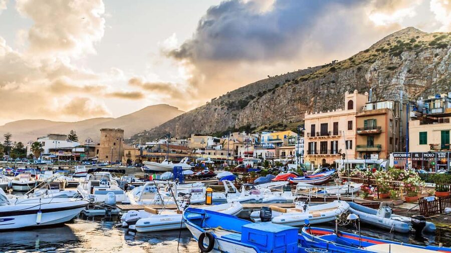 Best of Palermo: Private Walking Tour with a Local - Palermo Cathedral: seeing a landmark through local eyes
