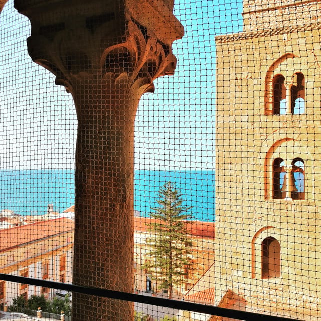 Cefalù: History and Legends Guided Walking Tour - The quick viewpoint stop: photos plus orientation