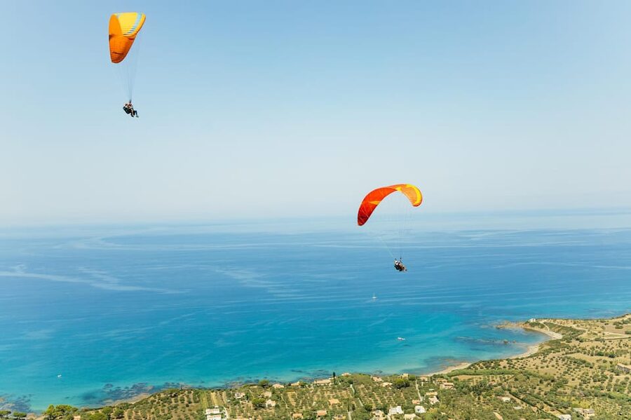 Cefalù: Tandem Paragliding Flight and GoPro13 Video - Key things you’ll notice right away