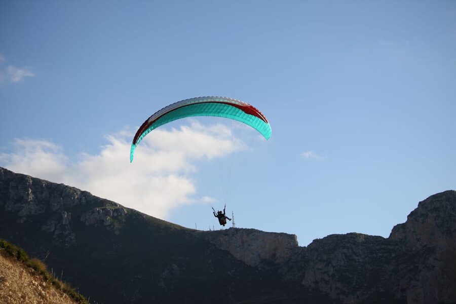 Cefalù: tandem paragliding flight and insta360 video - Optional Video and Photos: When Insta360 Is Worth It