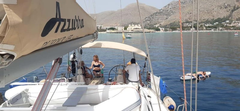 Escursione di mezza di giornata in barca a vela - Price: What You Get for About $102