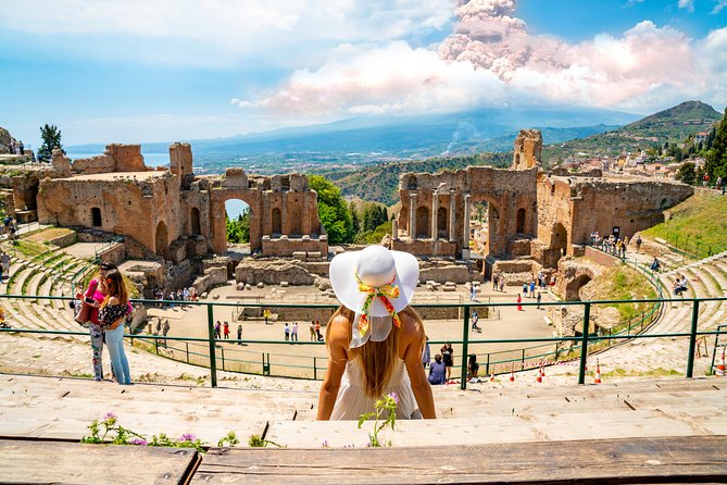 Etna and Taormina from Cefalù - Taormina in Two Hours: The Town Stroll That Starts to Impress