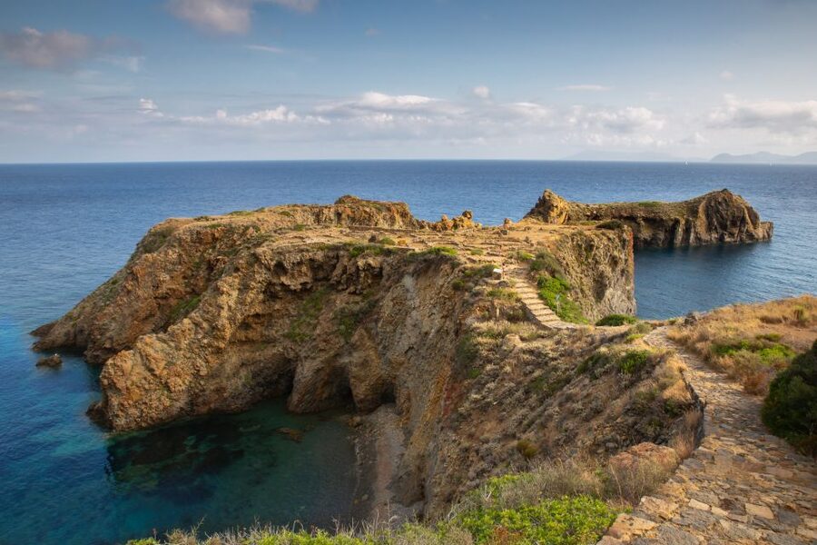 From Cefalù: Salina, Panarea, Stromboli Tour with Boat Ride - Getting from Cefalù to the islands: the bus segment that sets your rhythm
