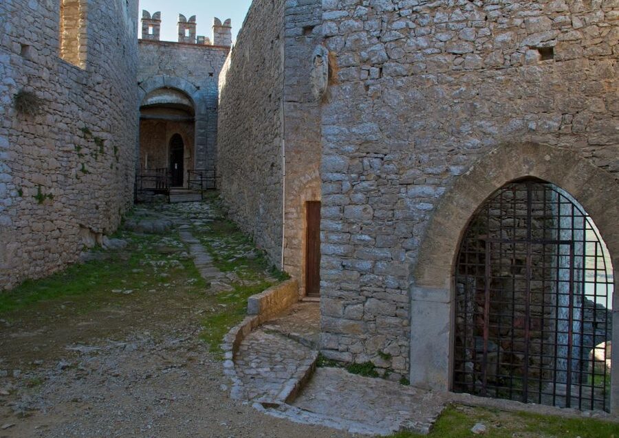 From Palermo: Medieval castle tour of Caccamo and Cefalù. - Medieval wash house, street walks, and snack timing