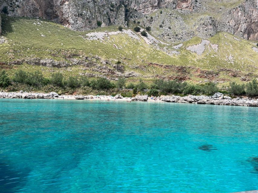 Half day boat tour of Palermo - What the tour feels like onboard: relaxed, not rushed