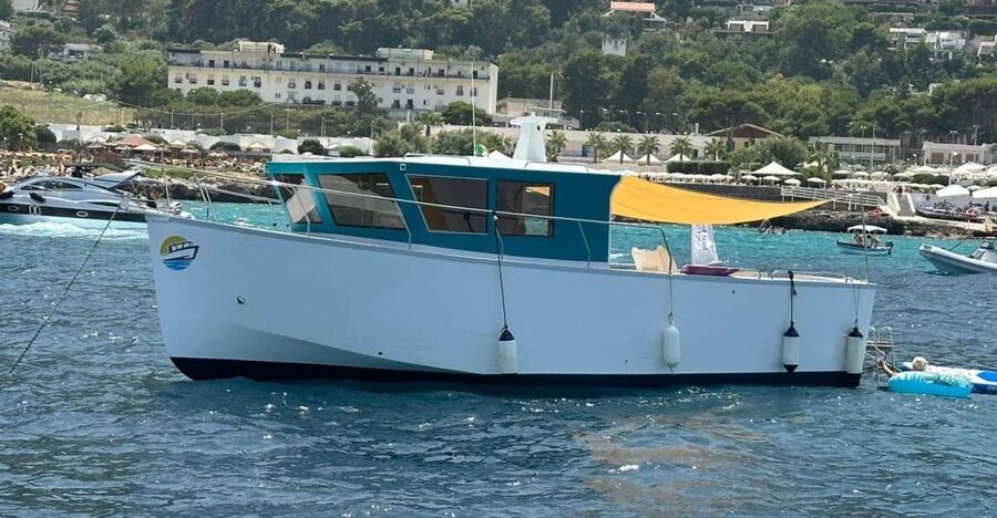 Mondello: 4-Hour Coastal Boat Tour with Aperitif & Swimming - Boat Comfort: Deck Space, Shade, and Easy Sea Access