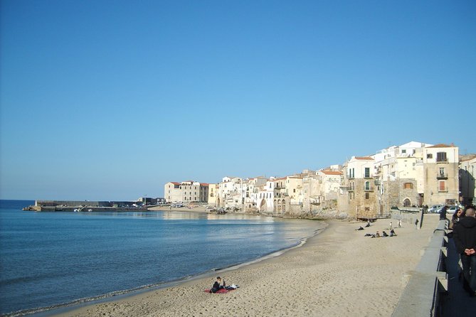 Monreale and Cefalù from Palermo, Private Tour - Driver-led storytelling: why the bilingual part matters