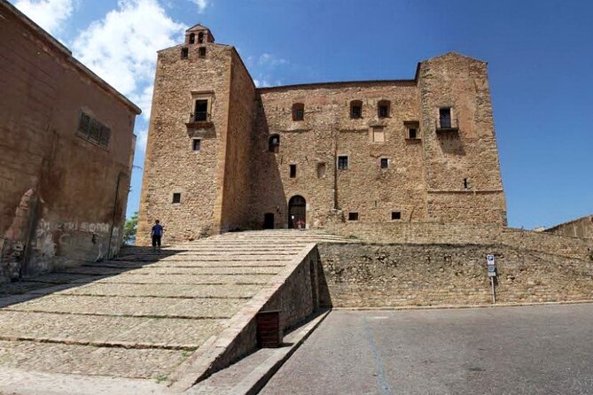 Monreale, Cefalu and Castelbuono Private Tour from Palermo - Cefalù by the sea: washhouse stairs, old port views, and cathedral-area walking