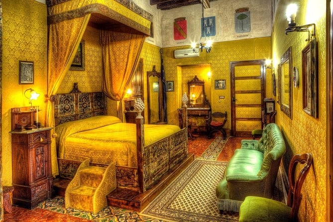 Palazzo Conte Federico - Your guide experience: Count Federico’s descendants, including Nicholas