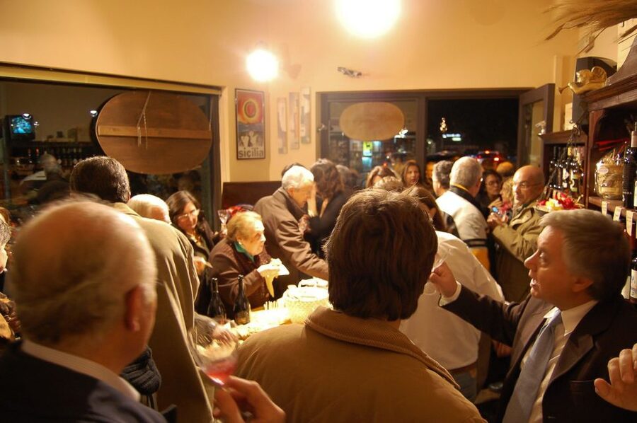 Palermo: 2-Hour Sicilian Cheese and Wine Tasting Tour - Who this Palermo cheese and wine tour suits best