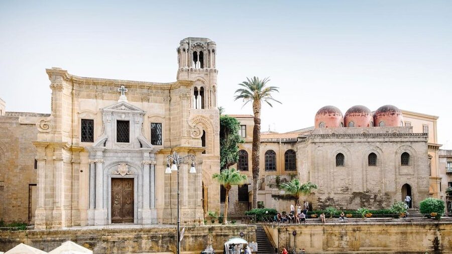 Palermo Audioguide - TravelMate app for your smartphone - Who this self-guided Palermo app is best for