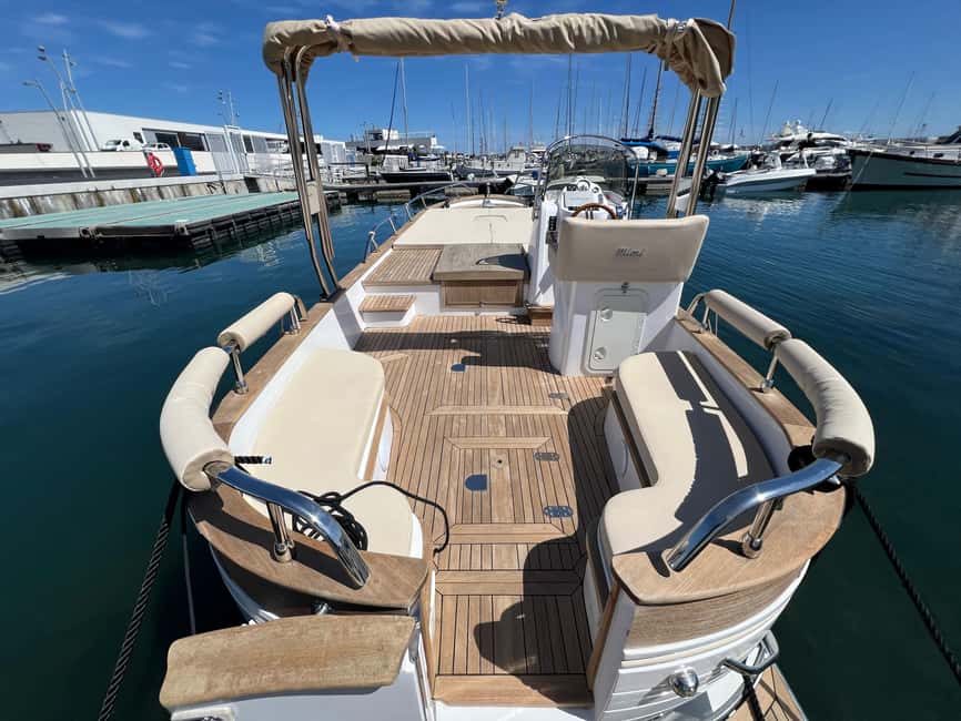 Palermo by Sea: Relaxing Boat Tour with Aperitif - The boat and the small-group feel on an 8.5m Sorrento gozzo