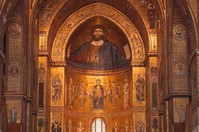 Palermo Catacombs and Monreale Half-day Tour - How the guide makes the catacombs easier to handle