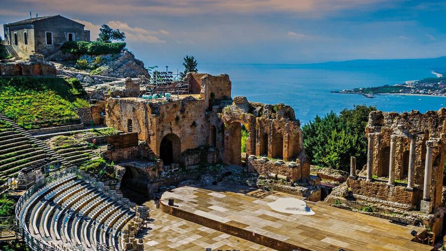 Palermo/Cefalù: Mount Etna and Taormina Day Trip - Who should book this Etna and Taormina day trip