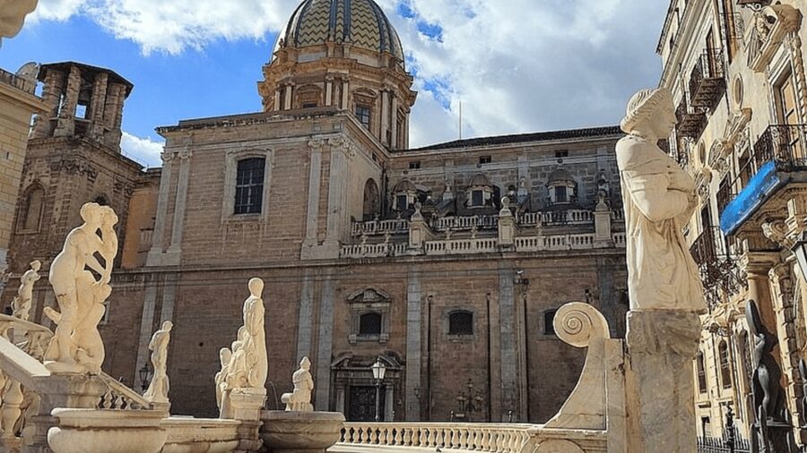 Palermo: custom tour with a local expert - Palermo’s monuments, myths, and the stories between the stones