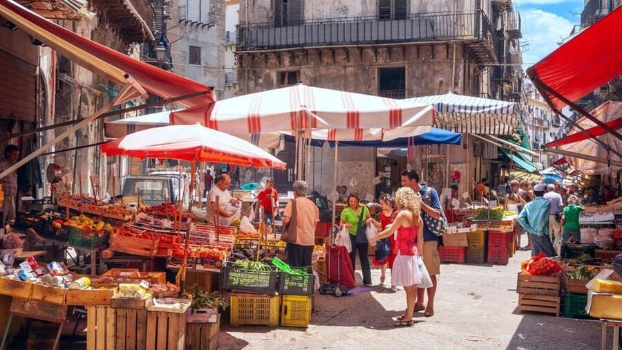 Palermo: custom tour with a local expert - Price and value: what $48.97 buys you in Palermo time
