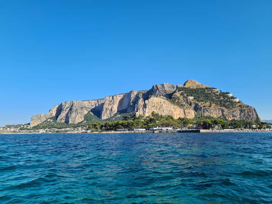 Palermo: HALF-DAY TOUR ON BOAT - Food and drinks on board: fruit aperitivo, picnic breaks, and wine moments