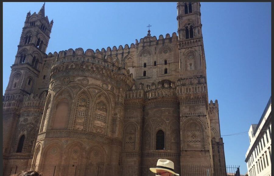 Palermo: Markets and Monuments City Center Walking Tour - Logistics that keep the tour pleasant (not exhausting)