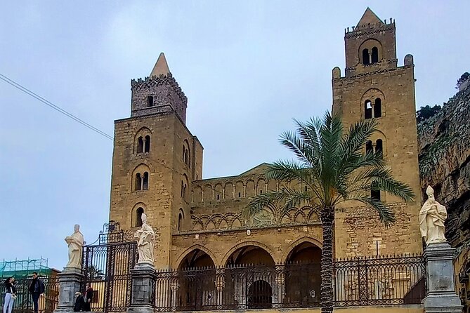 Palermo: Medieval castles of Caccamo & Cefalù. Small Group Tour - Why Cefalù and Caccamo Fit Perfectly Into One Palermo Day