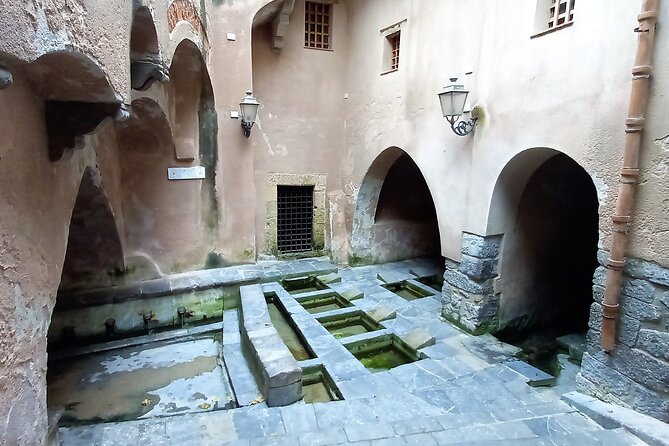 Palermo: Medieval castles of Caccamo & Cefalù. Small Group Tour - Meeting at Hotel Politeama and Getting Out Smoothly
