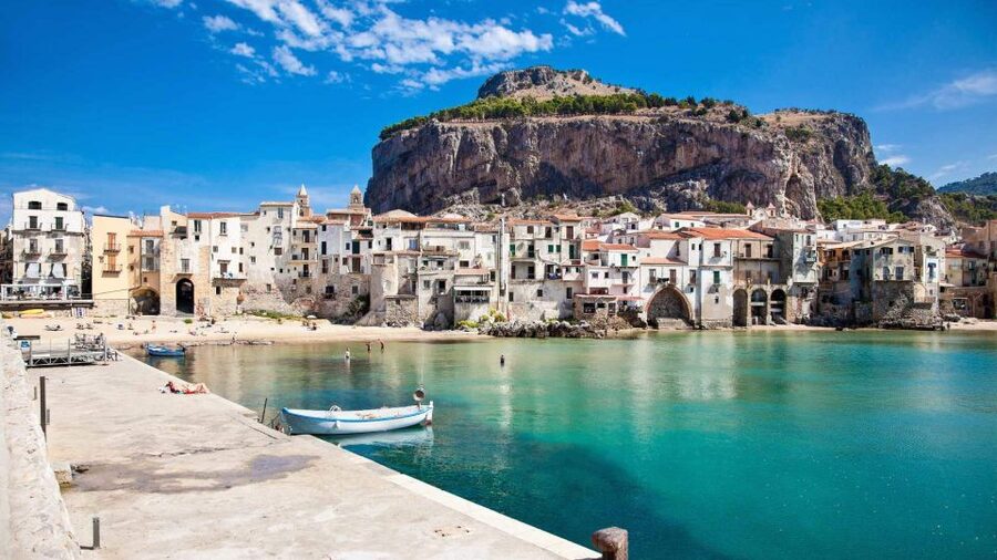 Palermo or Mondello: Cefalù & Castelbuono Private Day Tour - Why Cefalù and Castelbuono is a smart one-day combo