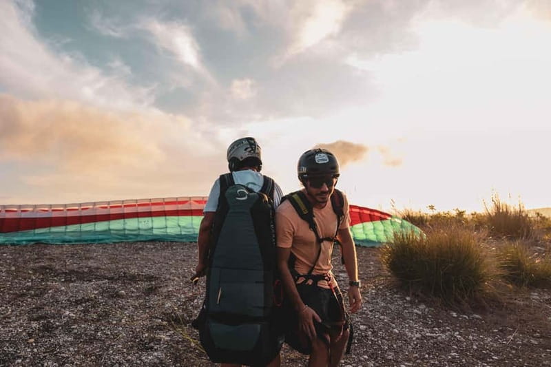 Palermo: paragliding flight with instructor foto and video - Equipment and Insurance: The Stuff That Lets You Enjoy It