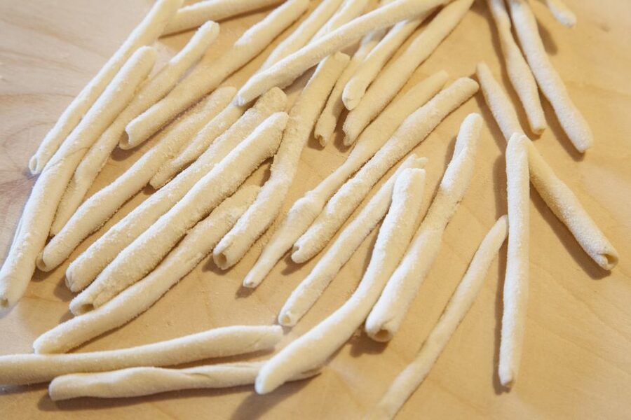 Palermo: Private Pasta and Tiramisu Class at a Local's Home - Your 3-hour plan: two pastas and tiramisu, made for eating