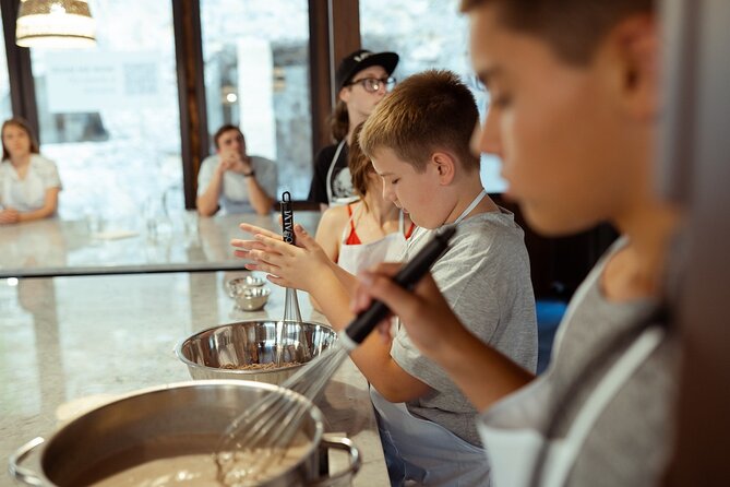 Palermo's Delight: Unleash the Secrets of Pizza and Gelato Making - Dough Rest, Drinks, and Gelato Time With Real Technique