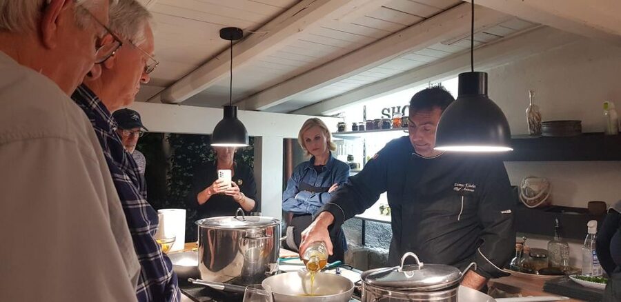 Palermo: Sicilian Cuisine Social Cooking Class & Dinner - Who should book this cooking and dinner evening