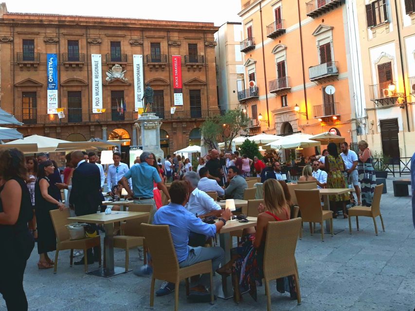 Palermo storie e segreti: tour tra arte misteri e leggende - Where you start: meeting in front of Feltrinelli and keeping the plan simple