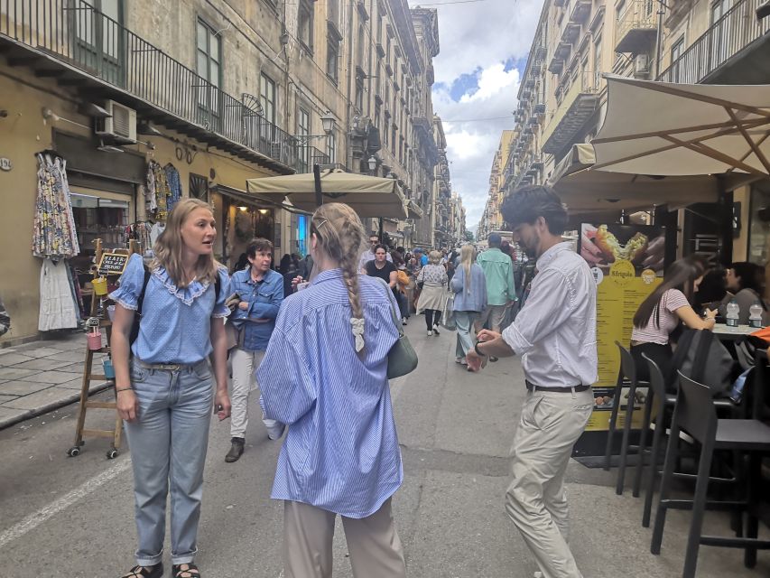 Palermo: Street Food Walking Tour with Local Guide & Tasting - The guides matter: why Alessandra, Silvia, and Francesco are praised