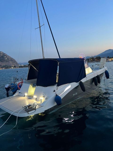 Palermo: sunset tour with aperitif on a luxury boat - Finding the boat: where you’ll start near White club Palermo