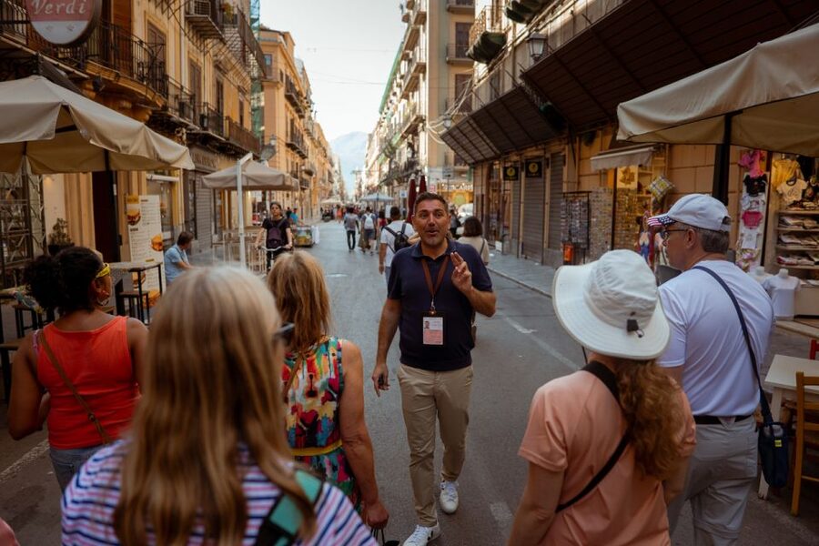 Palermo: UNESCO World Heritage Sites Guided Walking Tour - Quattro Canti: street-corner perfection