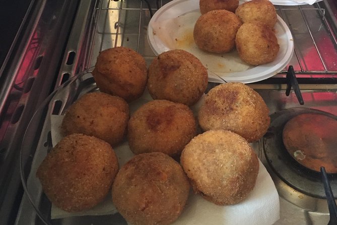 Palermo Walking Tour and Street Food - The walk’s storyline: from puppet opera to Palermo’s cathedral center