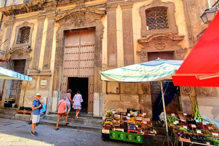 Palermo: Walking Tour of Historic Markets and Monuments - Beati Paoli and Santa Rosalia: myths that explain the city’s personality