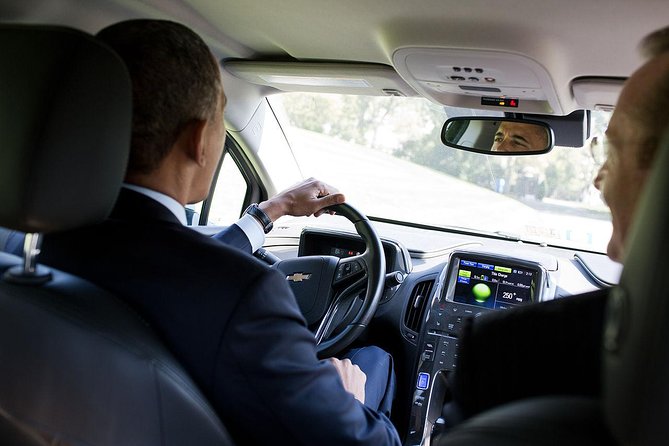 Private Transfer Depart.:From Palermo hotels to Palermo Apt - Private sedan vs minivan: comfort for small groups and bigger parties