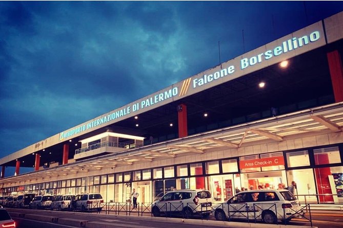 Private Transfer from Palermo Airport to Your Hotel in Cefalu - Drop-Off in Cefalù: Hotel Reception vs. Cobblestone Reality
