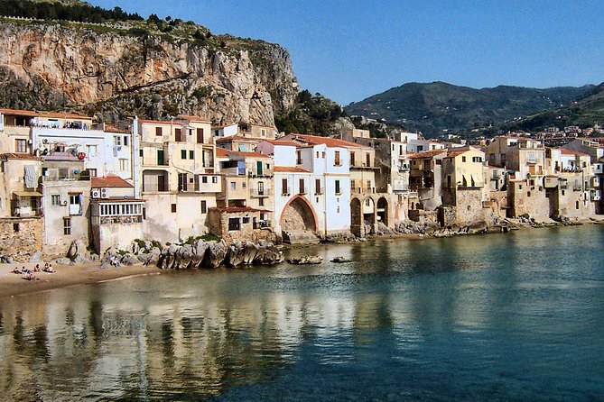 Private Transfer from Palermo Airport to Your Hotel in Cefalu - The Ride Itself: AC Comfort, Bottled Water, and Professional Driving