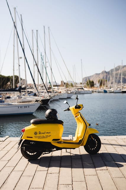 Rent beautiful iconic scooters and discover Sicily. - What the included scooter rental actually gives you