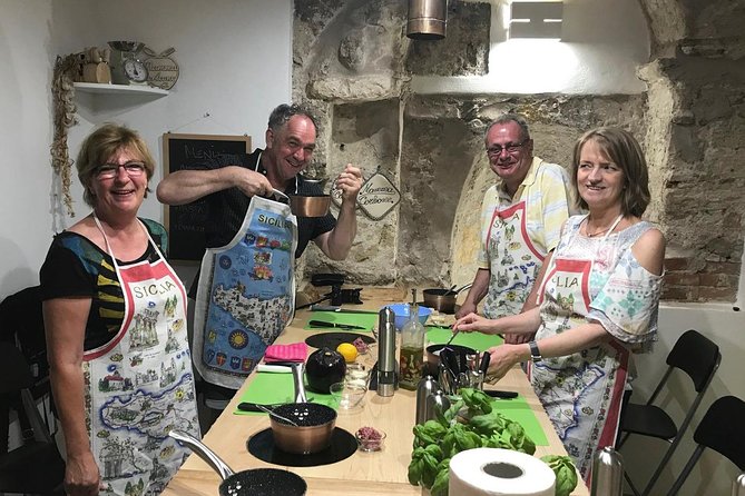 Sicilian Cooking Class : Homemade Pasta - Finding Vicolo Carini 8 Without Stress
