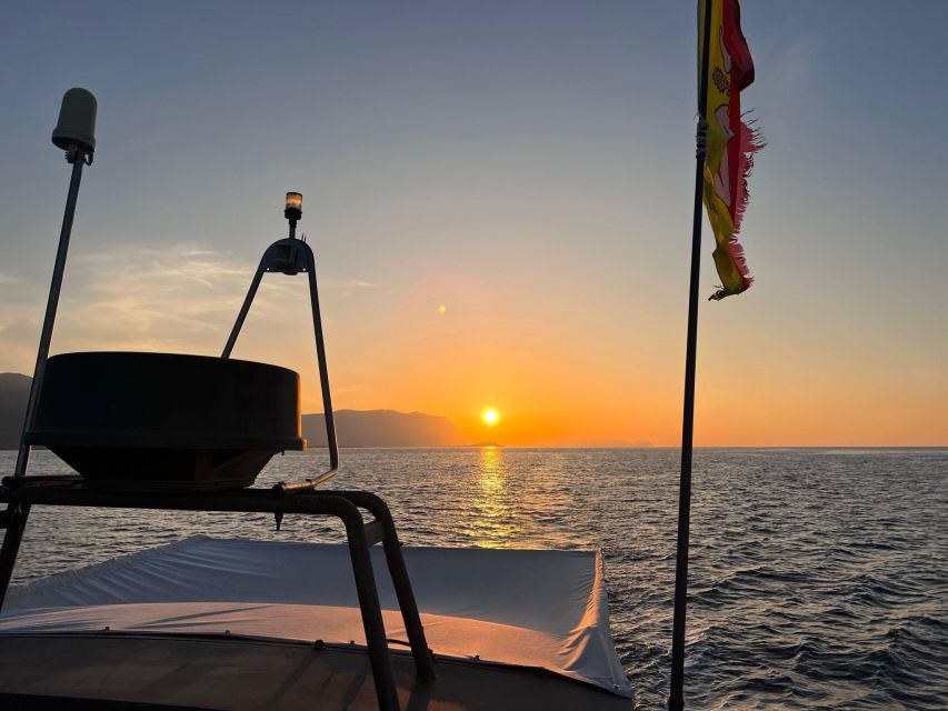 Sunset boat tour in Palermo - Drinks onboard and optional extras if you want to go further
