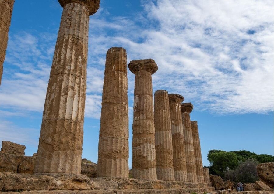 Valley of the Temples and Villa Romana Multi-Language Tour - Valley of the Temples in Agrigento: temples you can actually picture